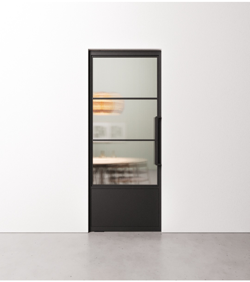 Taatsdeur 3 vaks met kickplate op maat gemaakt