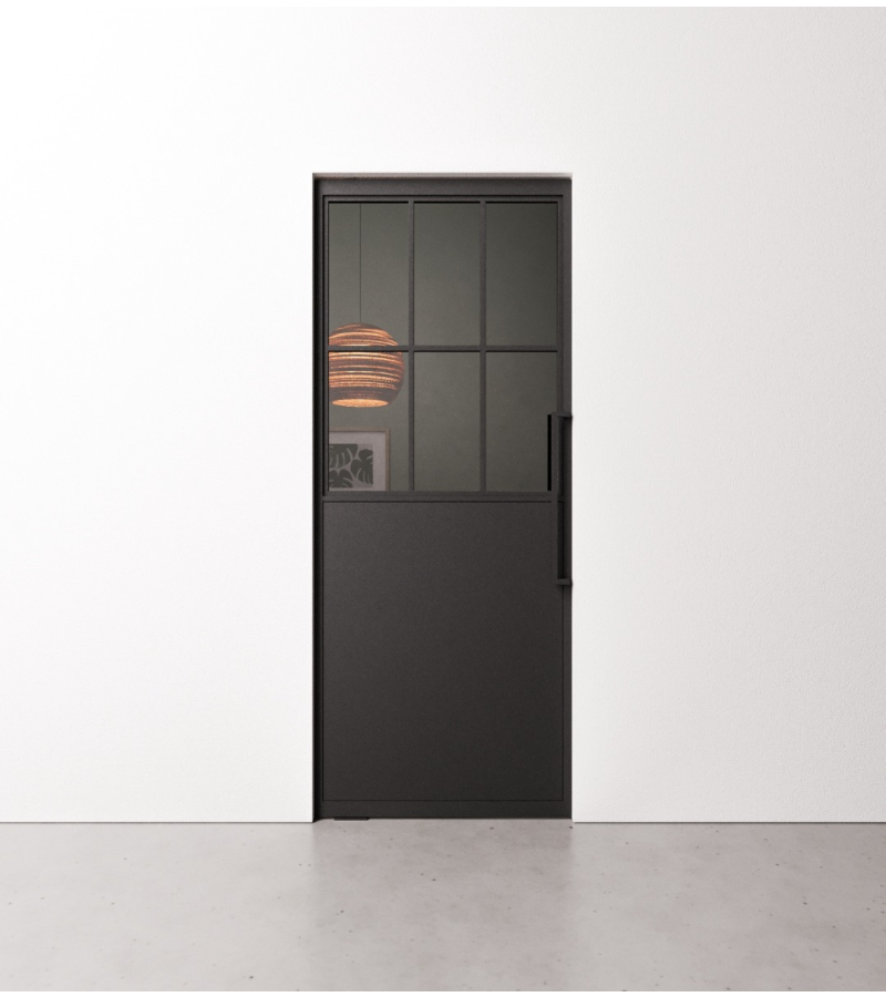 Taatsdeur 6 vaks met XL kickplate op maat gemaakt